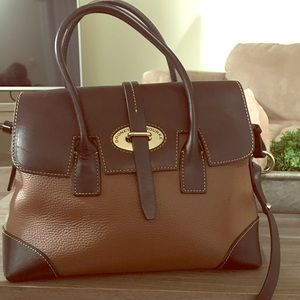Dooney & Bourke Purse!